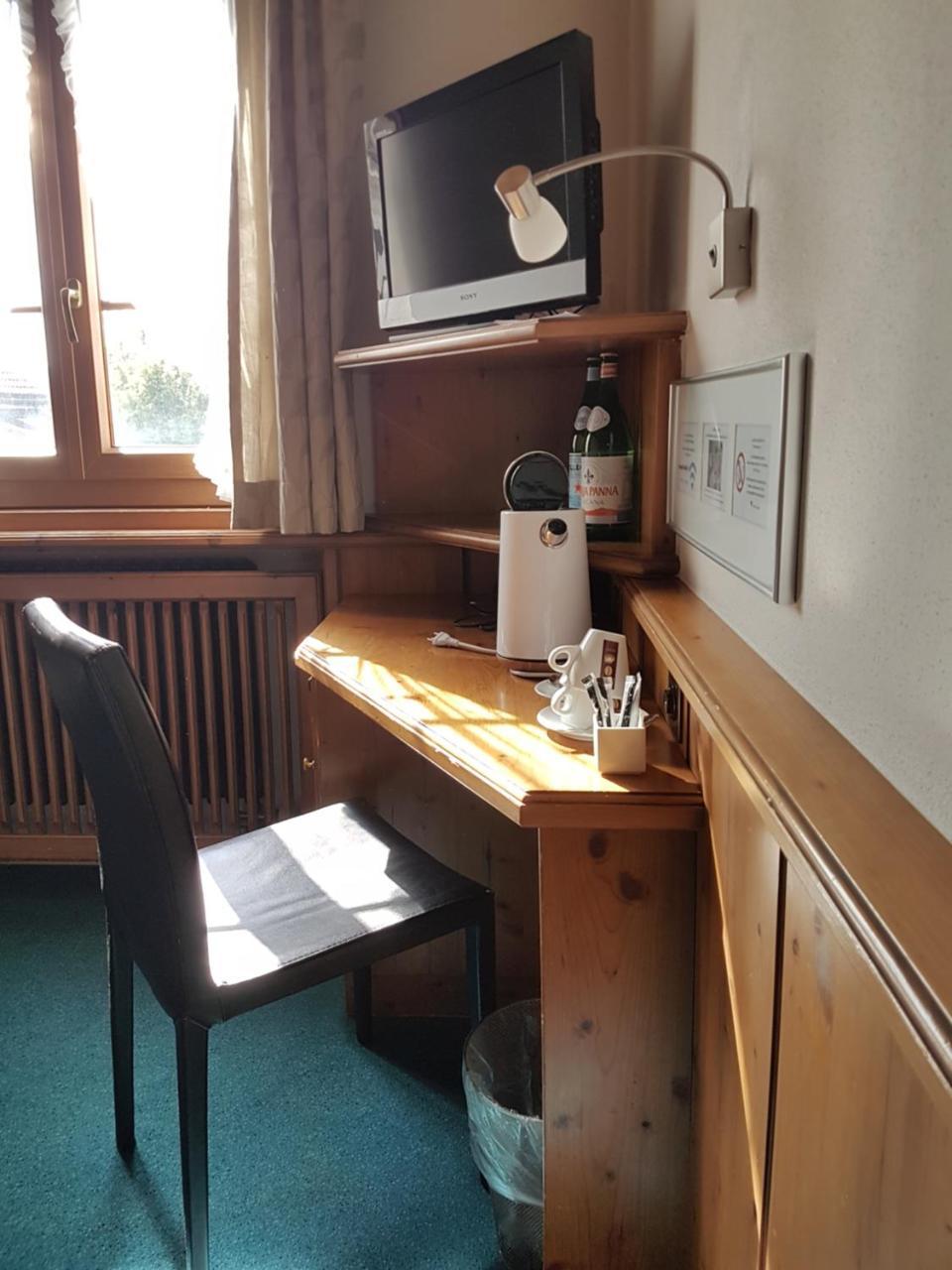 Hotel Zum Kreuz Suhr Zewnętrze zdjęcie