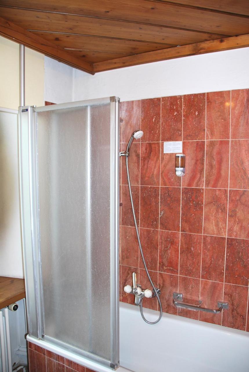 Hotel Zum Kreuz Suhr Zewnętrze zdjęcie