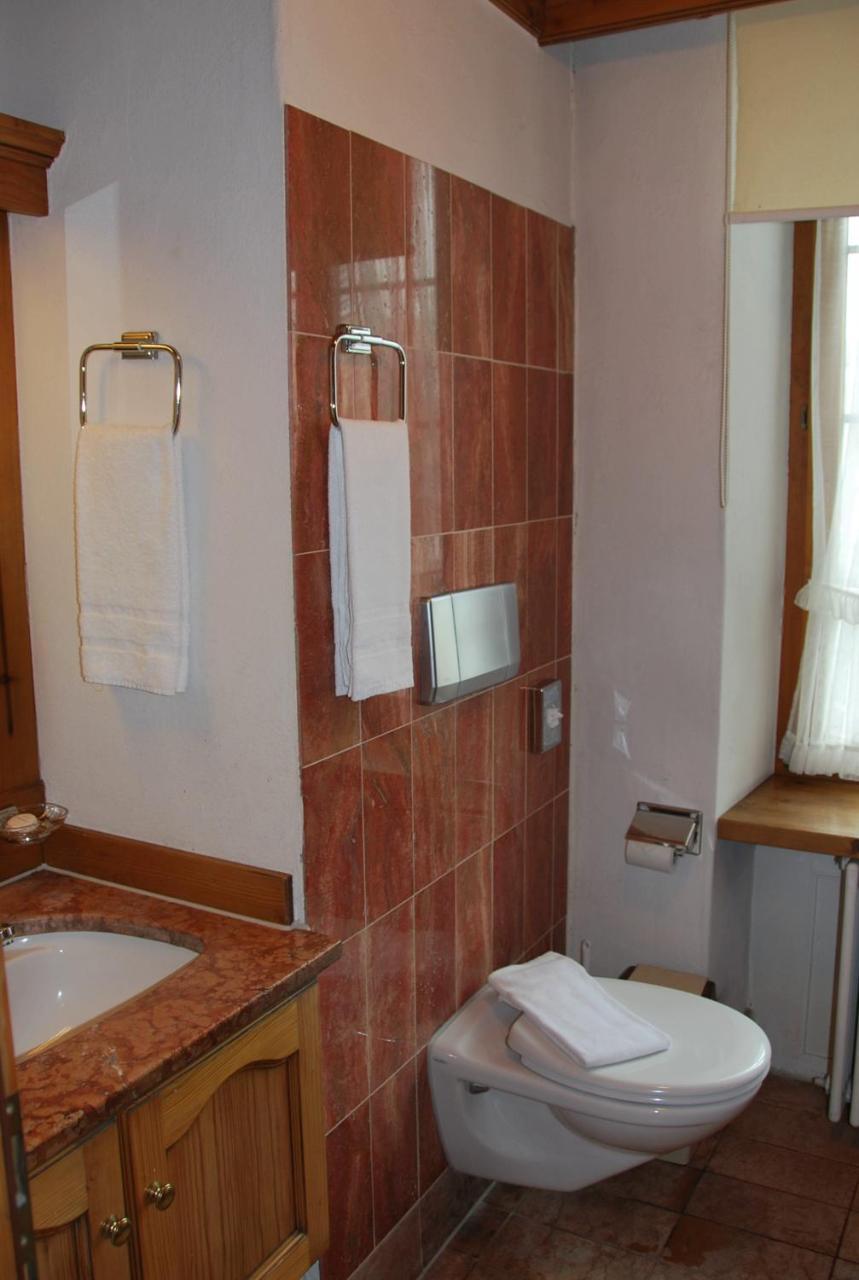 Hotel Zum Kreuz Suhr Zewnętrze zdjęcie