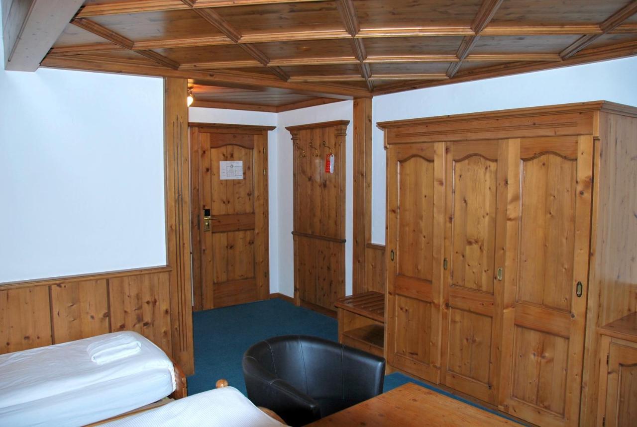 Hotel Zum Kreuz Suhr Zewnętrze zdjęcie