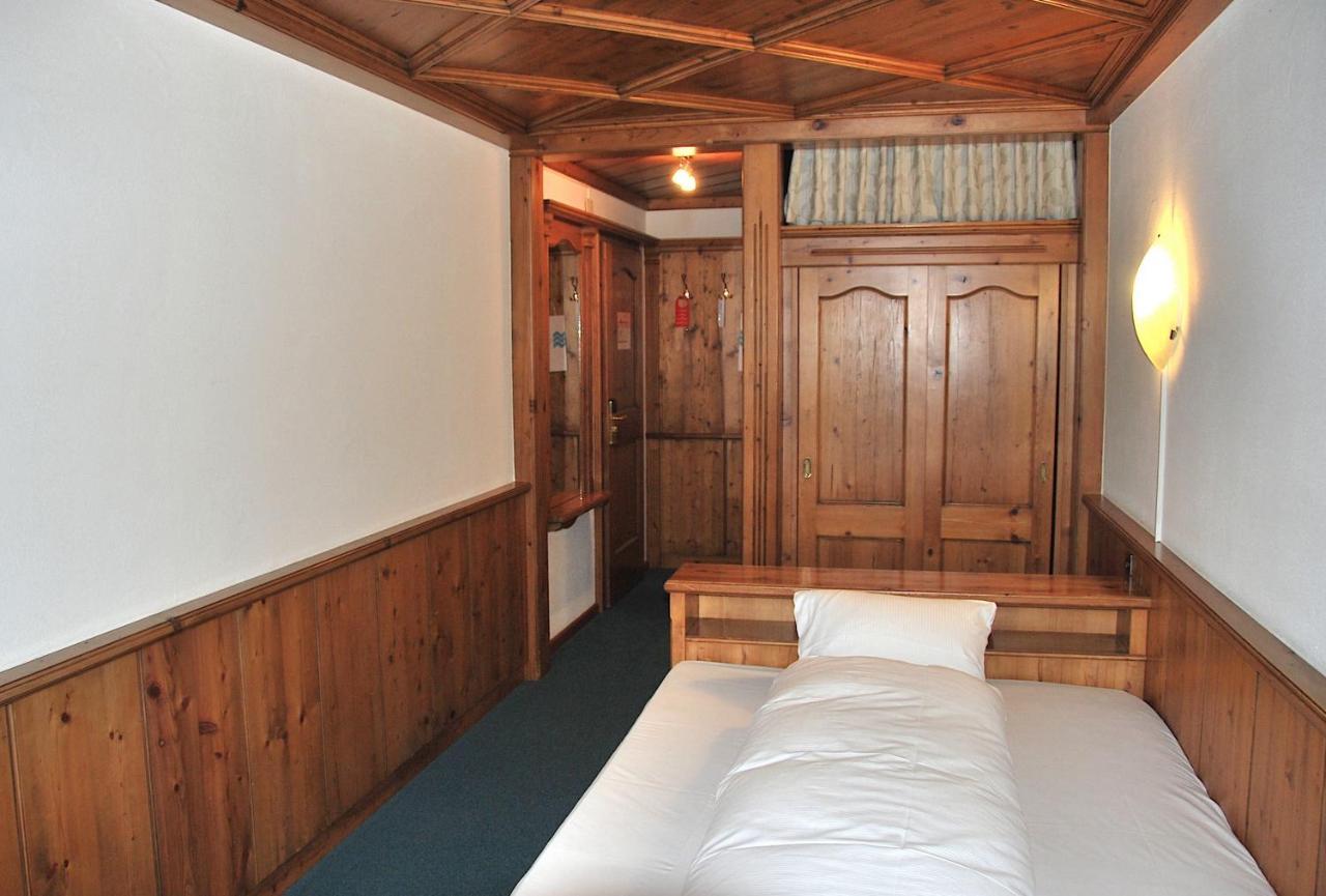 Hotel Zum Kreuz Suhr Zewnętrze zdjęcie
