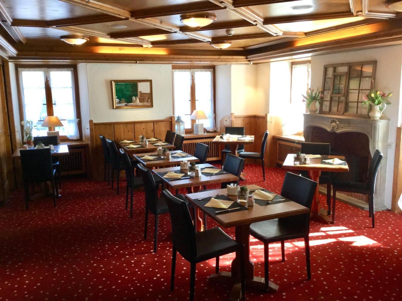 Hotel Zum Kreuz Suhr Zewnętrze zdjęcie